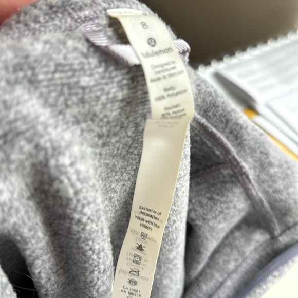 Lululemon defined cozy hoodie size 8 - Picture 9 of 9